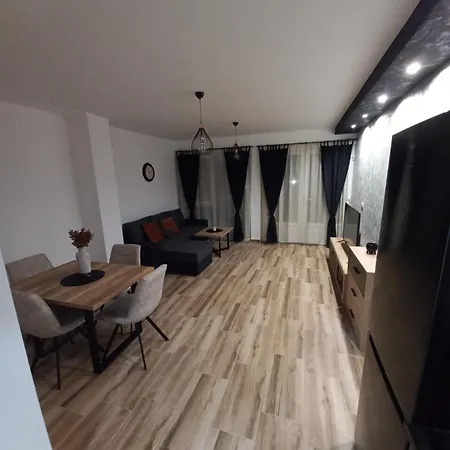 Apartment Lenka *